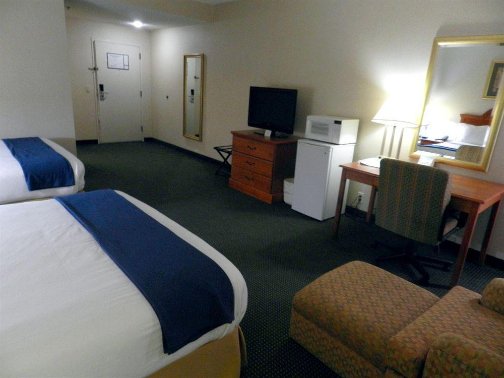 Hotel Express I-85 - Exit 27- Highway 81 By Ihg Anderson